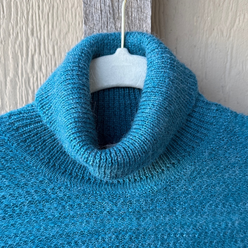 Vintage Teal Blue Turtleneck Sweater - Picture 4 of 10